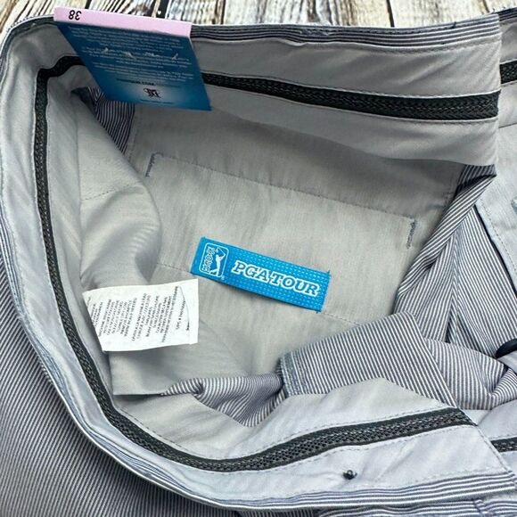 PGA Tour Shorts Men's Sz.38 Blue/white Golf Pinstripe Peacoat‎ 100% Polyester - Picture 5 of 10